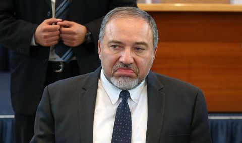 Avigdor Lieberman1